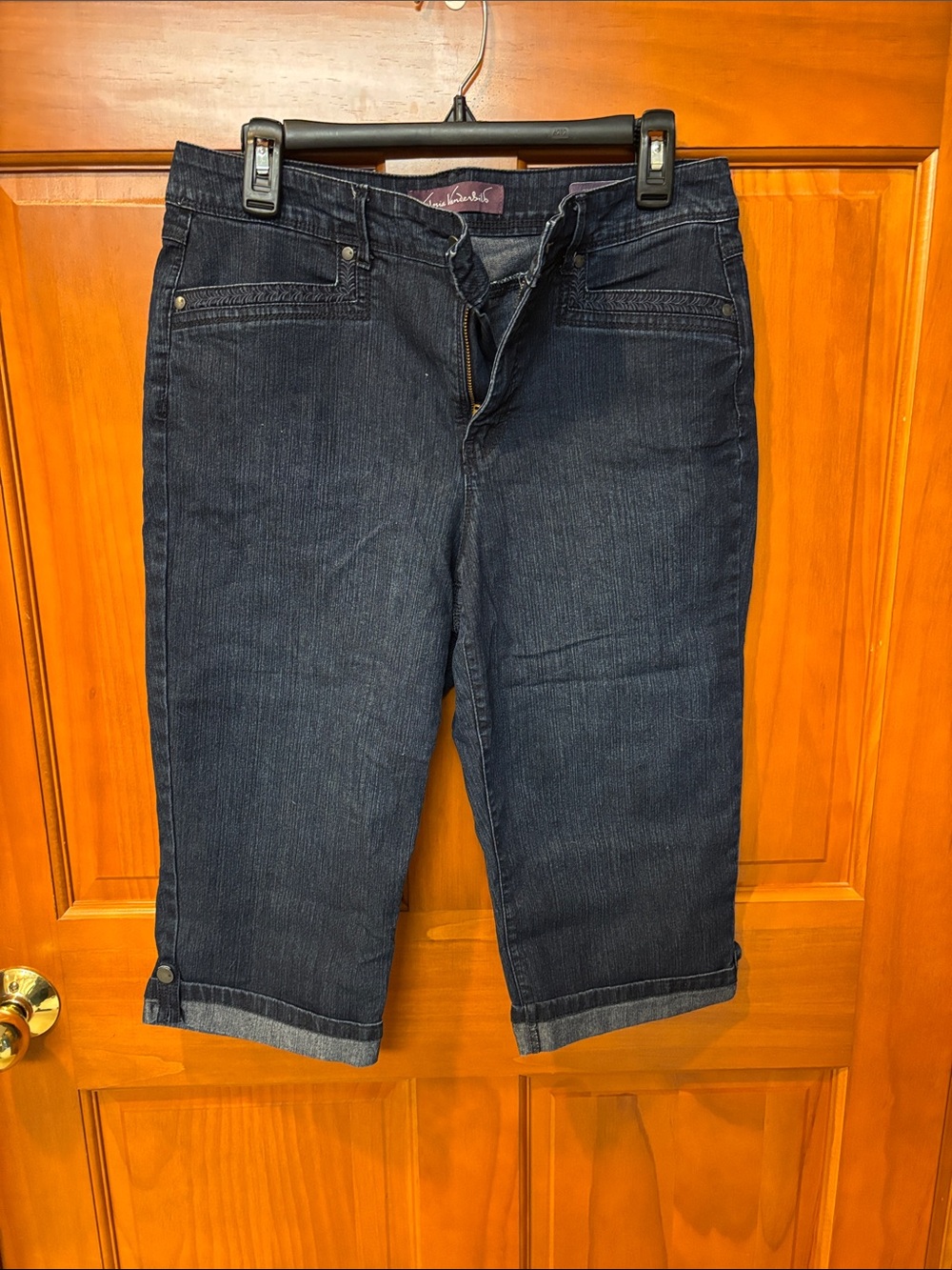 Gloria Vanderbilt Dark Blue Cropped Denim Capris